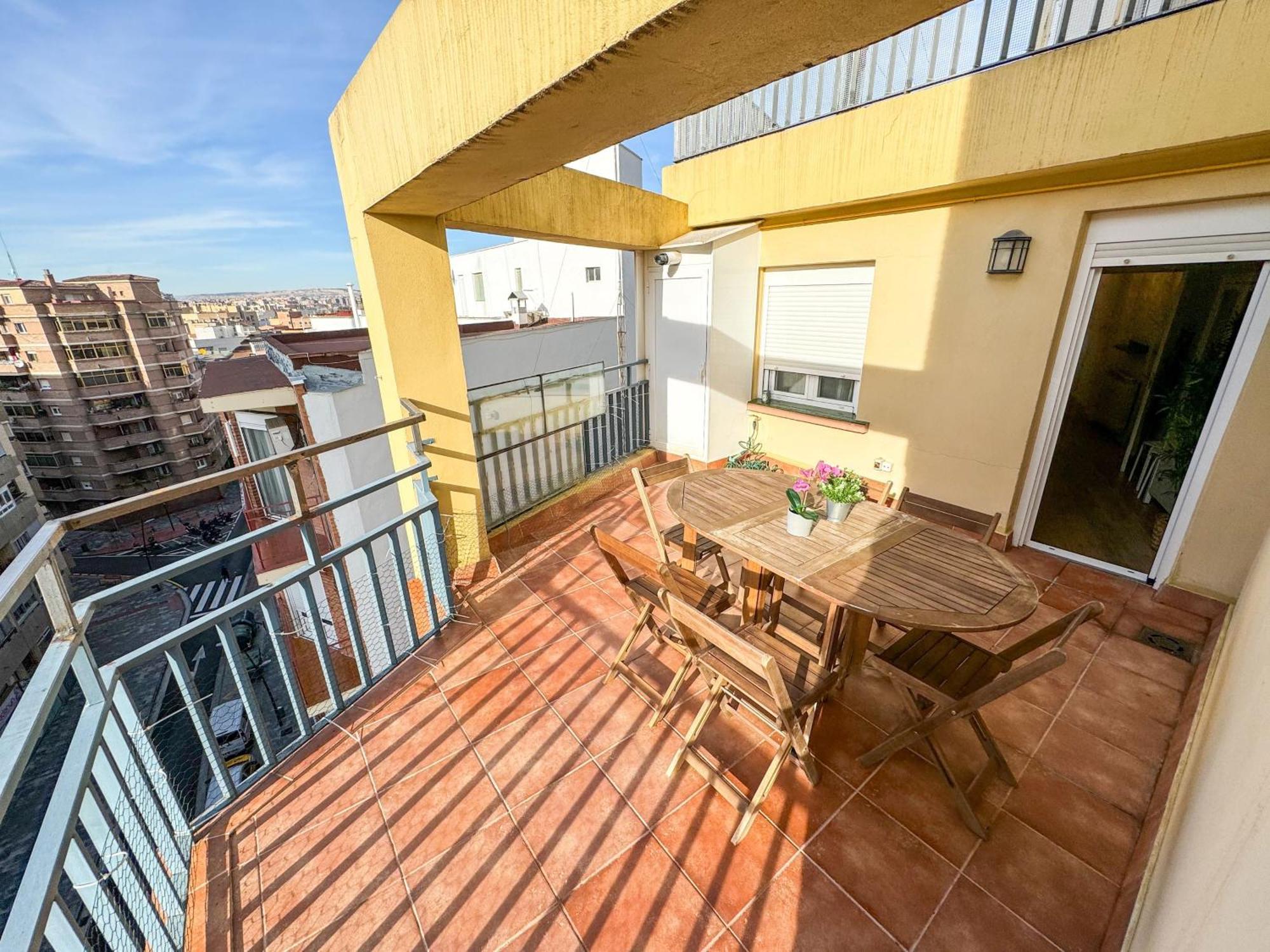 El Puente Del Pilar Comotucasa Zaragoza Exteriör bild